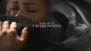Bellamy & Clarke » Wake Me Up, I`m Drowning (5x04)