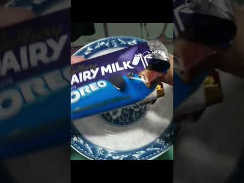 🍫CADBURY DAIRY MILK with OREO🍫 #asmr #shortvideo #asmrsounds #viral #chocolate #oreo