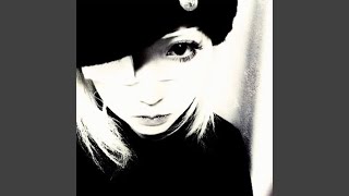 Cover art for kiss me!