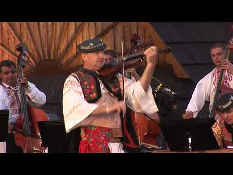 20050709 40 DETVA HUDCI A SPEVACI SPOD POLANY