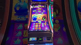 Slot Machine JACKPOT! Huge Win & Celebration! Rich Little Piggies