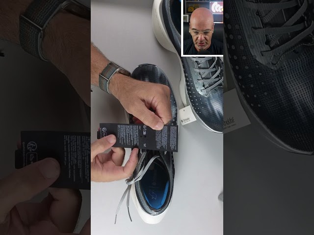 Chegou aqui o tênis com placa de carbono da Zara que eu comprei e sou ruim de matemática...