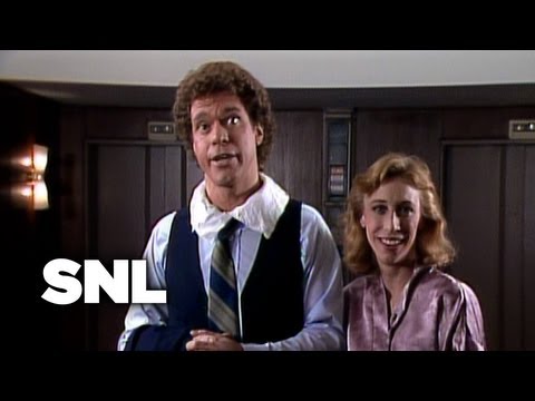 Cold Opening: Robin Kills Time - Saturday Night Live