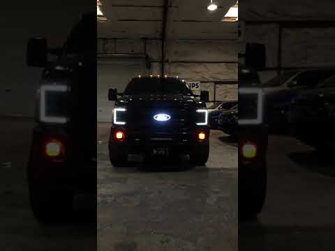 😲 (11-16) Super Duty Ford LED Diamond white emblem & MoriMoto XB Headlights