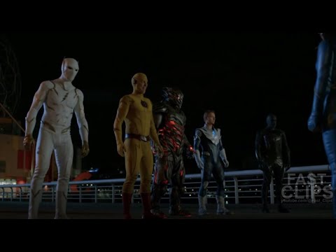 Team Flash vs Savitar, Godspeed & Thawne | The Flash 9x13 [HD]