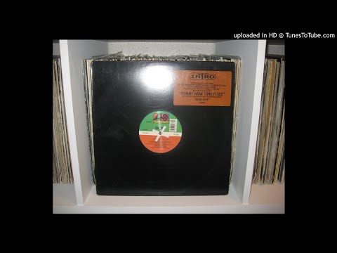 INTRO  funny how time flies ( lp version 4,47 ) 1995.