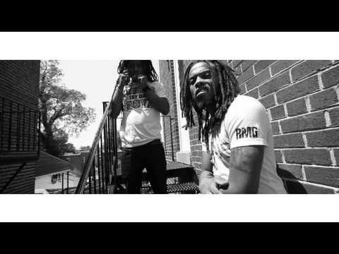 Mike Brown Da Czar & LiL Tay - 2 pistols