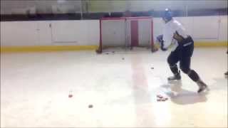 preview picture of video 'Trénink střelby - Hokejové centrum mládeže Kladno'