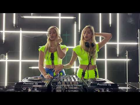 SET TECH HOUSE - Le Twins