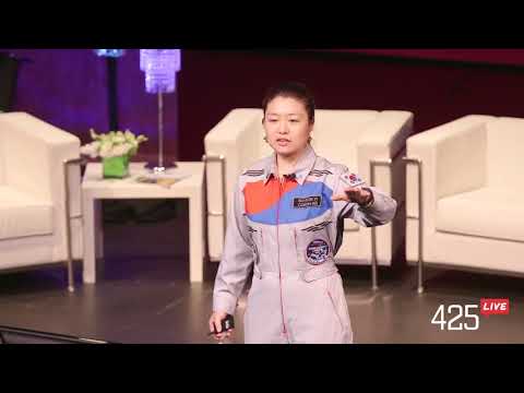 Gaining A New Perspective: Finding Courage in Outer Space | Soyeon Yi | 425 Magazine