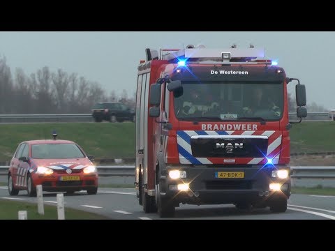 P1, Brandweer De Westereen [TS 02-4332] naar persoon bekneld Juliusstrjitte Feanwâlden