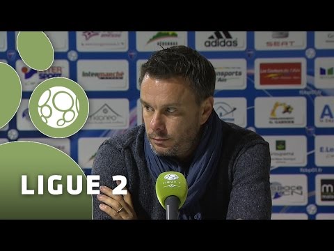 Conférence de presse Bourg en Bresse 01 - Chamois Niortais (2-1) - 2015/2016