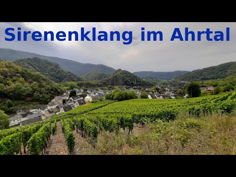 Sirenen schallen durch die Weinberge - Sirenenprobe Altenahr - E57 & Elektror L1
