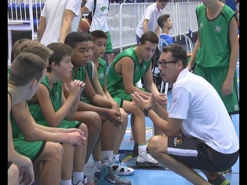 DOS MONITORES PROTAGONISTAS DE LA ACTUALIDAD DEPORTIVA.