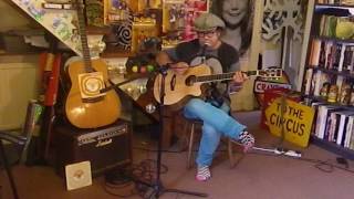 White Plains - Julie Do Ya Love Me - Acoustic Cover - Danny McEvoy