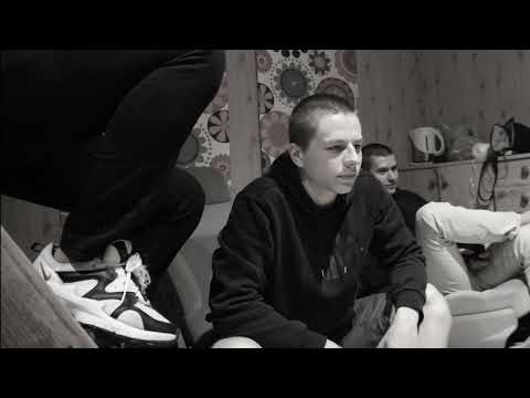 młody konrad - ciemne pastele