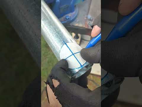 few know.! quick trick to cut round pipe 45 degrees #welding #welderman #fabrication #weldernation