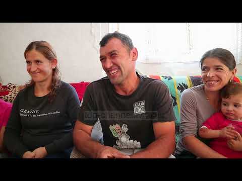 Një burrë me dy gra e shtatë fëmijë/ Iliazi, Anifeja dhe Manushaqja: Jetojmë të lumtur së bashku