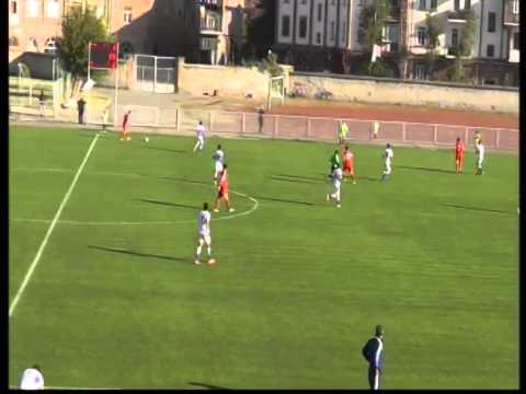 Robin di Lauro scores to Alashkert.