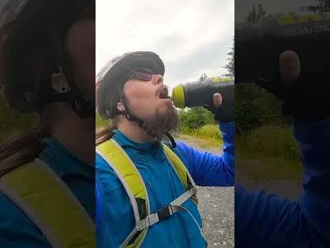 niilo22 pyöräilee & jokkut ajelee taksilla 👍🏻