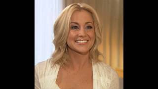 Kellie Pickler Somone Somewhere Tonight Lyrics