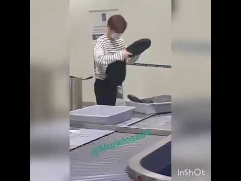 180325 Wanna One (워너원) at Arturo Merino Benitez Airport Chile going back to Korea .