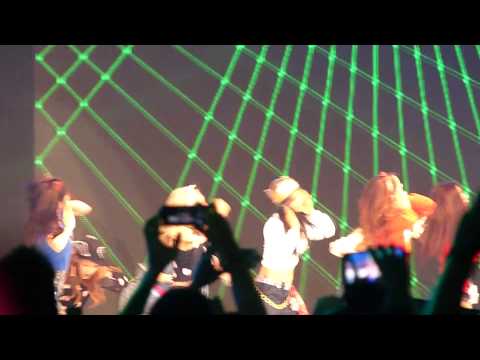 [FANCAM]130622 SNSD @ Asia Style Collection (SG) - I Got A Boy