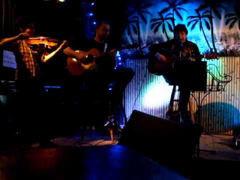 KLANGTEPPICH TOTAL AUS DEM LAGARI BERLIN von albert rall.wmv