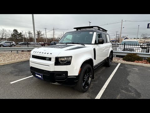 2022 Land Rover Defender 110 X-Dynamic HSE horn