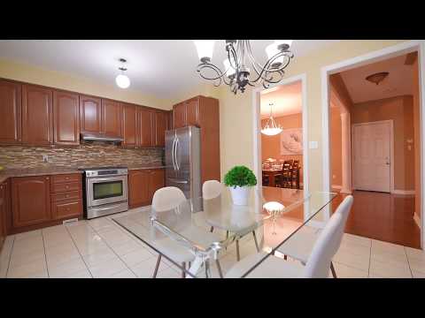 22 Beethoven Crt - Six Real Estate