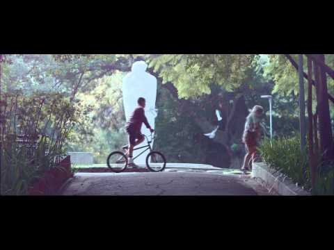 ESPN / Born Free (X-Games) / Rodrigo Saavedra