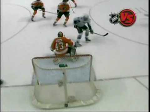 Hartnell throws his GLOVE to try and stop breakaway