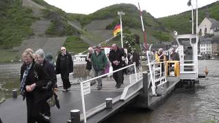 preview picture of video 'Cable Ferry accross Moselle River at Beilstein, Germany'