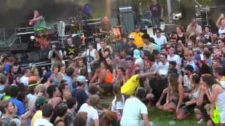 DAN DEACON (featuring THE JOEL HERRINGS): &quot;When I Was Done Dying&quot;, Live @ Future Islands 1000