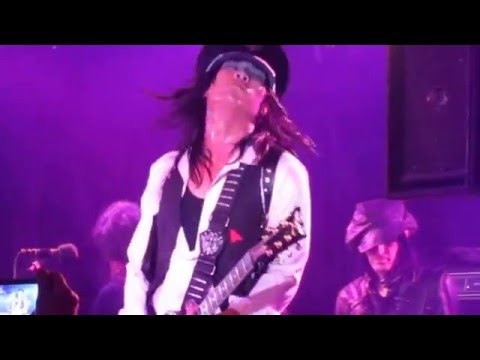 L.A. Guns & Faster Pussycat Perform "Purple Rain"
