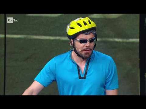 Il ciclista - Francesco Albanese - Made in Sud 29/03/2017