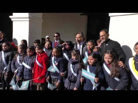 En el Día de la Bandera, Sáenz tomó la promesa de fidelidad a más de 600 alumnos de 4° grado