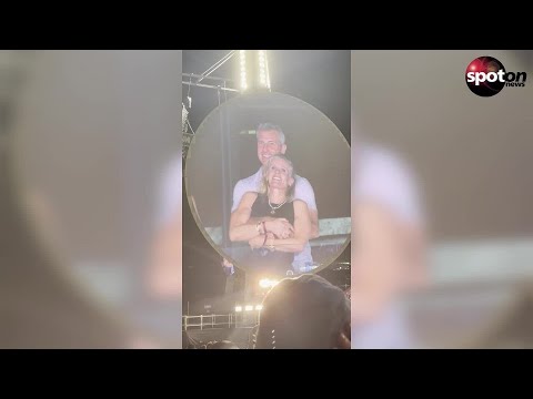 At Coldplay concert: "Kiss Cam" exposes tech CEO's affair