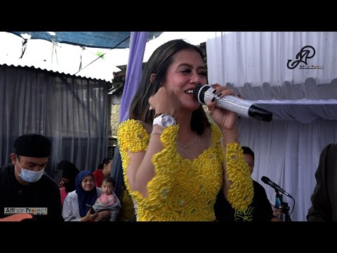 ADE ASTRID l MEDLEY l MAPAY ROKO - DOMBA KURING - BULEUD - BEBENDE
