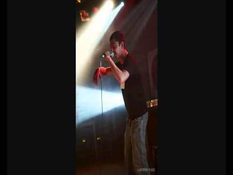 Sadomas Αδεσποτο-Μεχρι τις καυτες