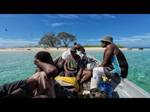 Camping & Fishing On Deserted Island - Part 1⛺️🐠🏝️🇫🇯