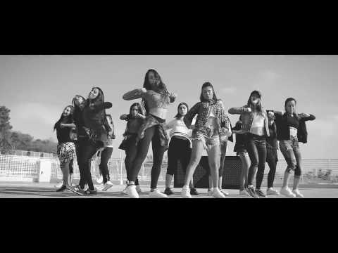 Eyal Golan Ft. Vivo - Goda Boba (Official Video Clip)