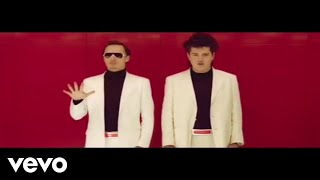 Aló Lyrics English Translation