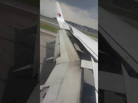 Smooth landing by MAS flight at KLIA (Kuala Lumpur, Malaysia)