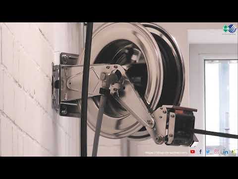 Mechanical hose inlet window