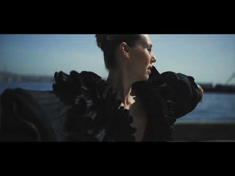 Mercedes-Benz Fashion Week Istanbul: Day 3 // Mercedes-Benz presents Özlem Süer Visual Stories 1