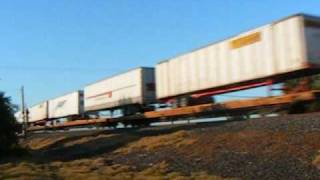 preview picture of video 'UP 1996 Leads a Late ZLCBR Northbound Through Richvale, California'