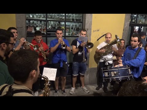 Bonberenea txaranga: Cumbia