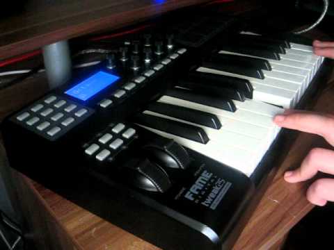 New MIDI-Keyboard! ^,,^ (sorry für die schlechte sound qualität -.-)