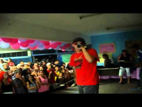 MC FRANÇA DA ZL AO VIVO NA ESCOLA JARDIM ODETDE III